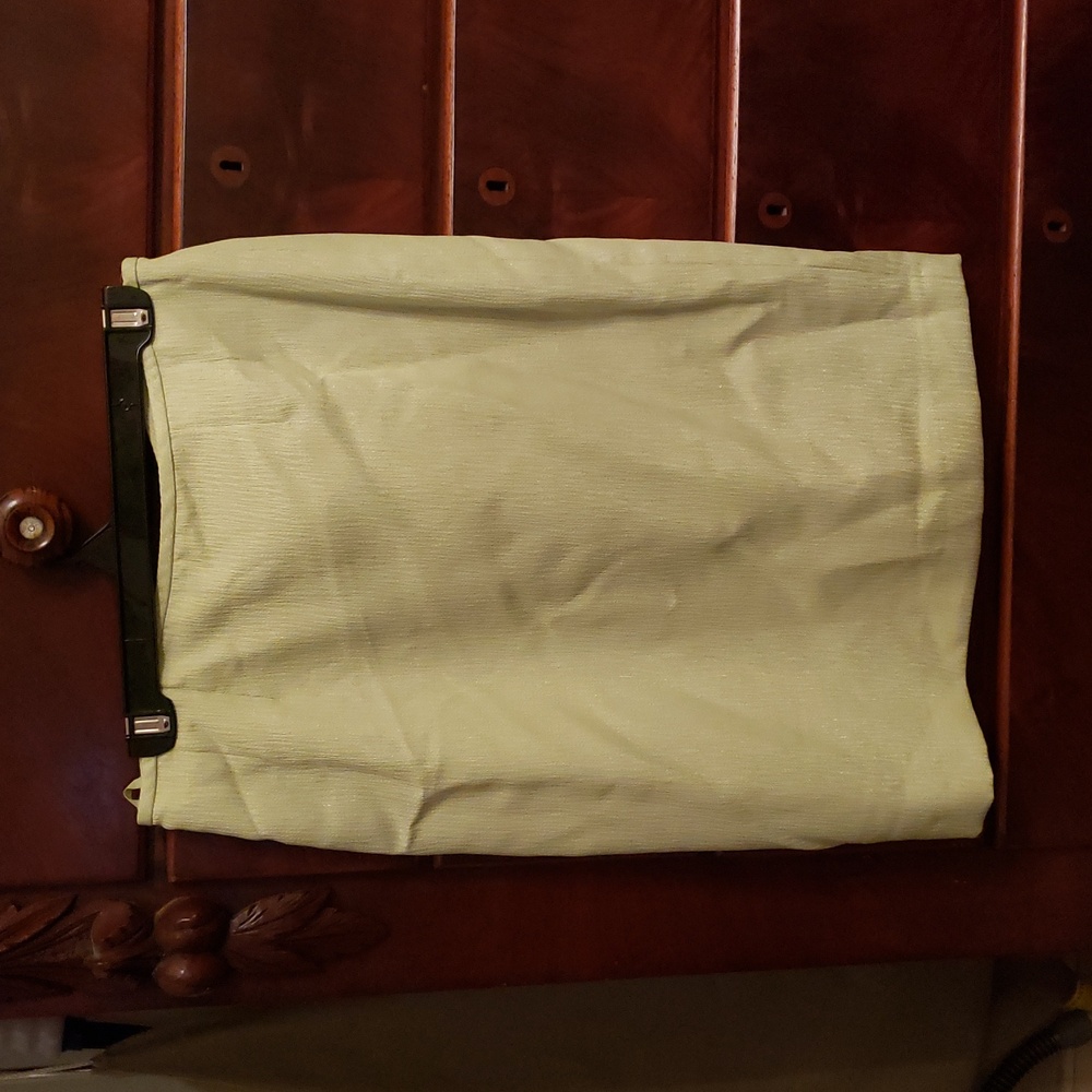 Ladies skirt